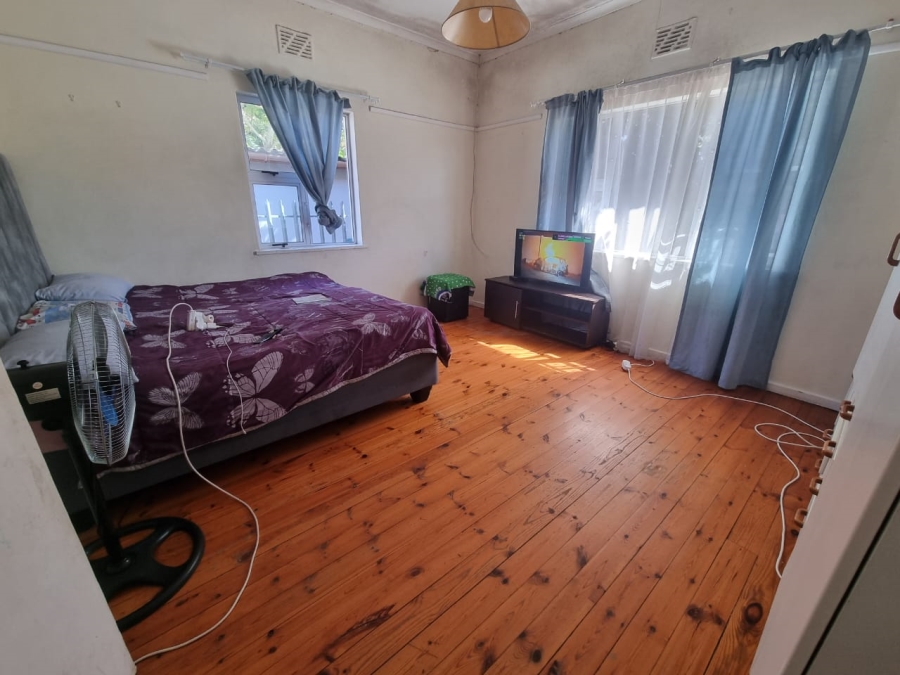 3 Bedroom Property for Sale in Oakdale Western Cape